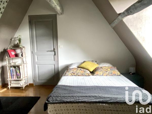 Longère 7 pièces de 167 m² à Fondettes (37230)