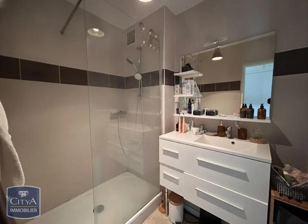 Appartement à vendre 2 pièces 54m² La Rochelle (17000)