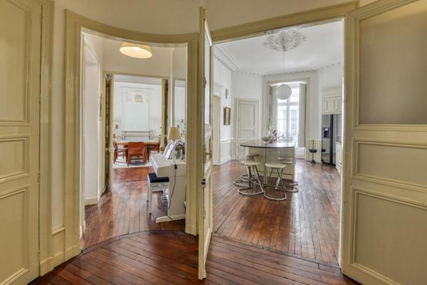 Appartement Nantes 5 pièce(s) 154.86 m2