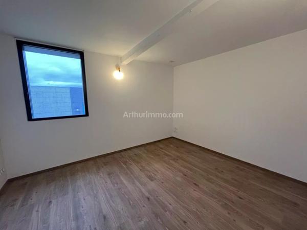 Vente Local commercial 400 m2 à Yenne
