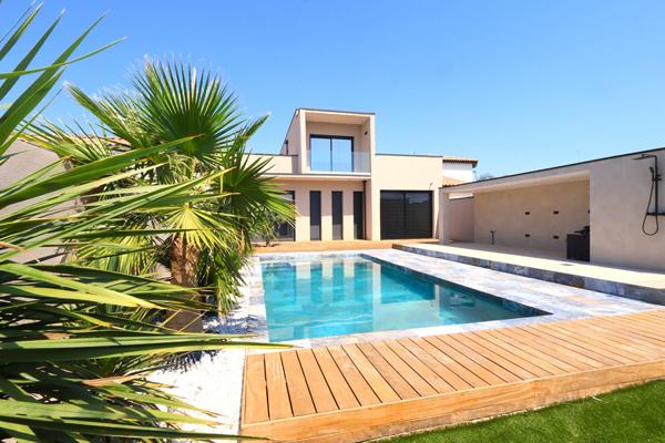 MARGUERITTES Maison neuve T4 avec piscine de 126 m2 sur 411m²