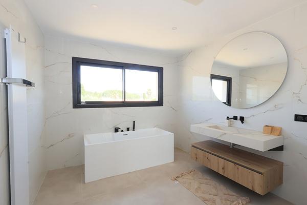 MARGUERITTES Maison neuve T4 avec piscine de 126 m2 sur 411m²