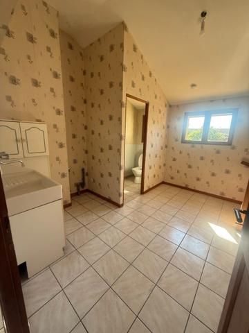 Maison à vendre 5 pièces à 8 km de VENAREY LES LAUMES-12 km de MONTBARD