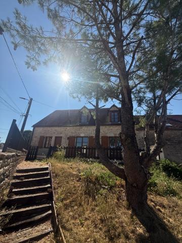 Maison à vendre 5 pièces à 8 km de VENAREY LES LAUMES-12 km de MONTBARD