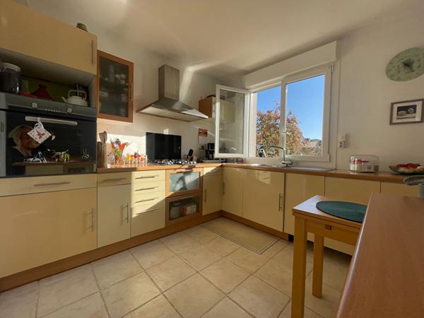À vendre : Appartement lumineux de 4 pièces à Vannes secteur gare