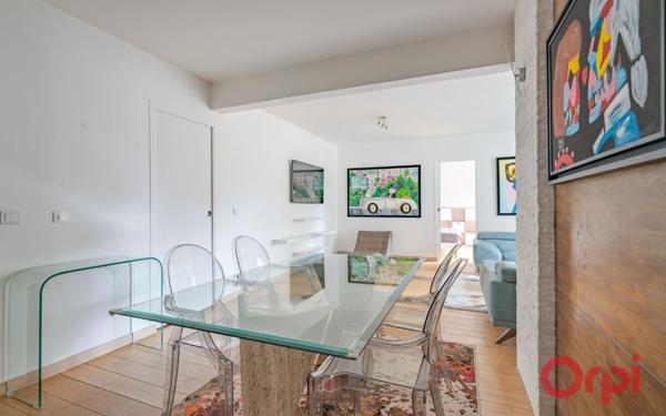 Appartement à louer    4 pièces •  Paris 16