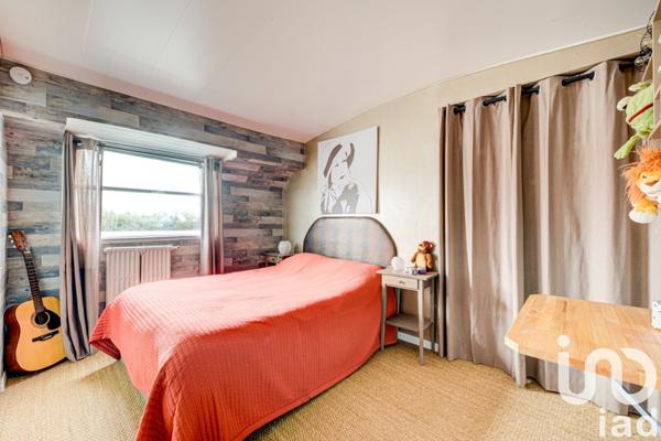 Péniche 5 pièces de 200 m² à Le Port-Marly (78560)