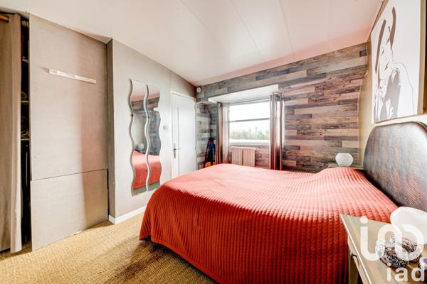 Péniche 5 pièces de 200 m² à Le Port-Marly (78560)