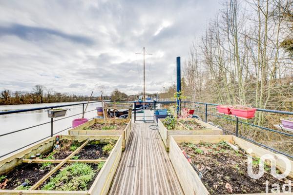 Péniche 5 pièces de 200 m² à Le Port-Marly (78560)