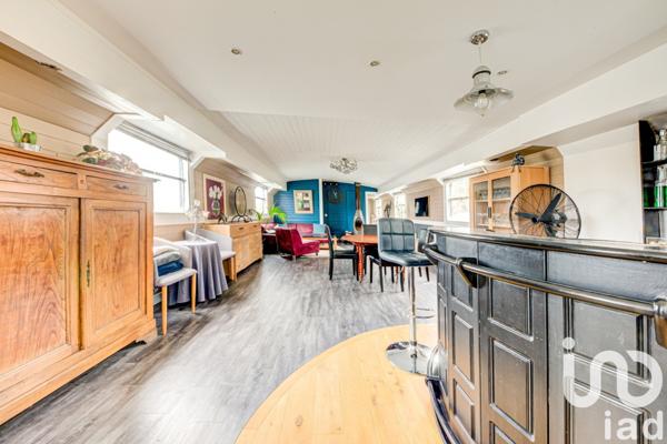 Péniche 5 pièces de 200 m² à Le Port-Marly (78560)