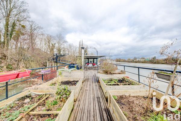 Péniche 5 pièces de 200 m² à Le Port-Marly (78560)