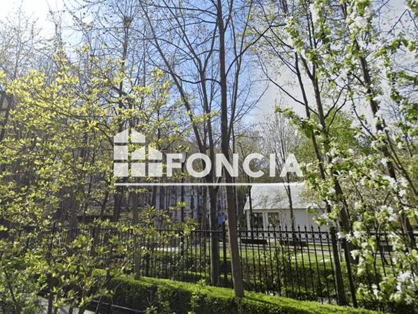 À vendre Appartement 3 pièces 70.04 m² - Levallois-perret 92300