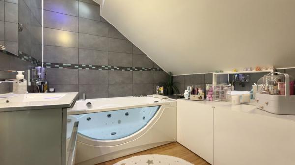 Maison Saint Germain Les Corbeil 8 pièce(s) 180 m2