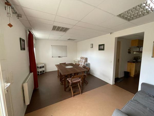 Maison Mondeville 112 M2 + local professionnel de 47 m2