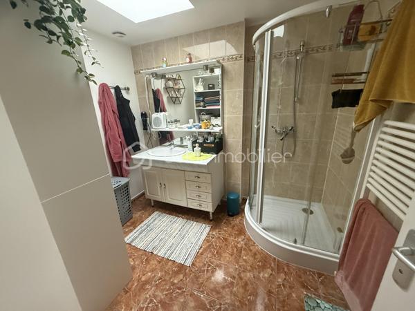 Maison de village de 201 m²