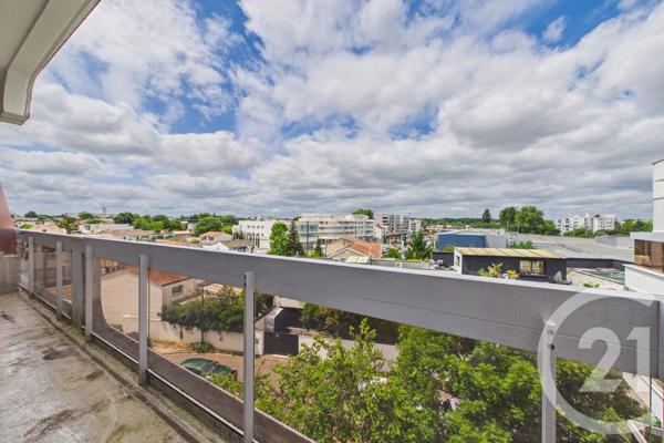 Appartement à vendre  3 pièces - 64,54 m 2   BORDEAUX  - 33