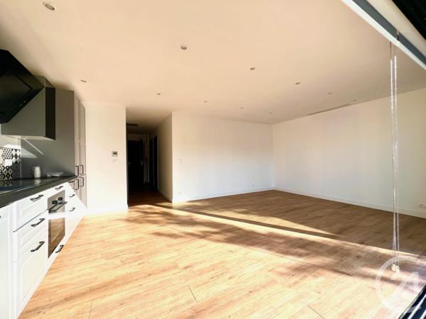 Maison à vendre  4 pièces - 84 m2 LA LONDE LES MAURES - 83