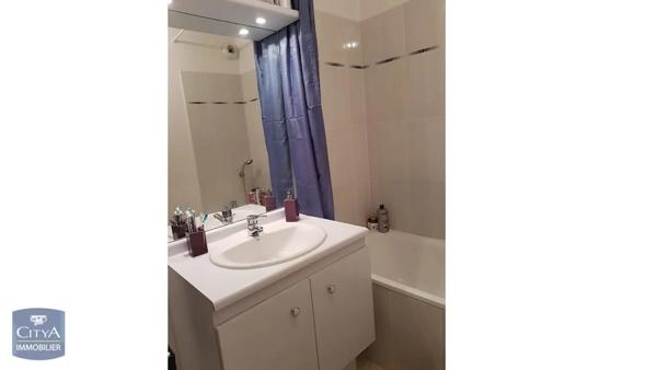 Appartement à louer 2 pièces 37.08m² Saint-Fargeau-Ponthierry (77310)