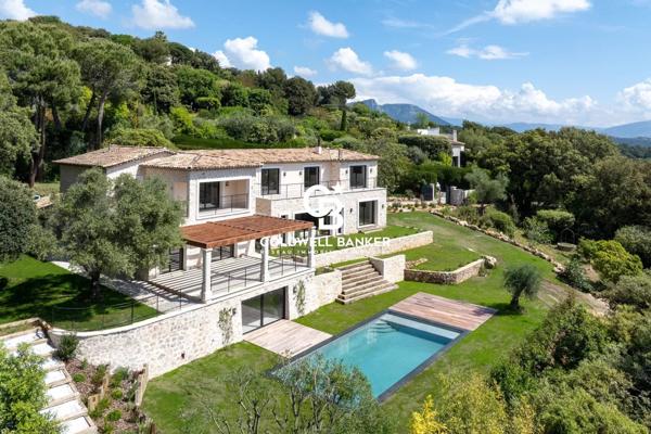 Villa 8 pièces à vendre St Paul - 06570 / Réf: 85852447