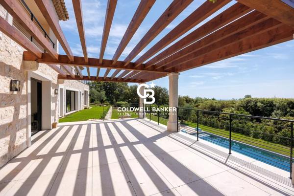 Villa 8 pièces à vendre St Paul - 06570 / Réf: 85852447