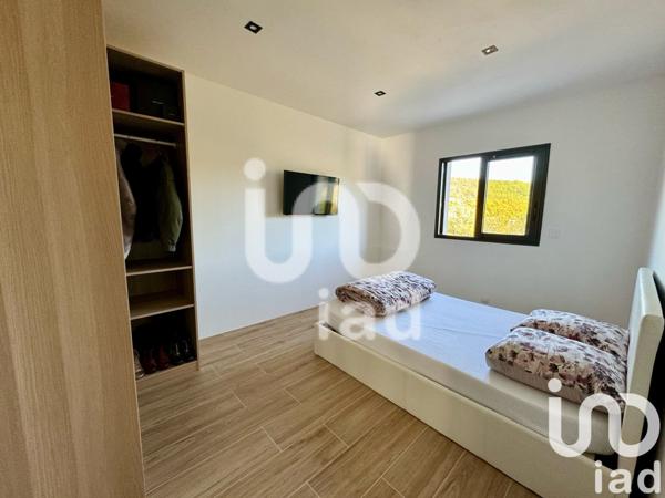 Maison 5 pièces de 161 m² à Le Luc (83340)