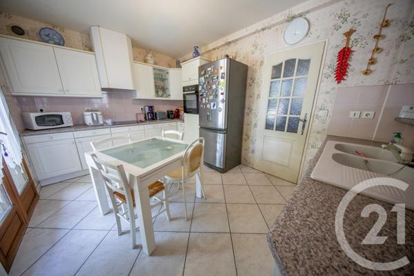 Maison à vendre  8 pièces - 146,33 m 2   ST MEDARD EN JALLES  - 33