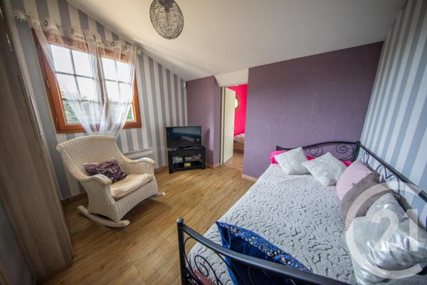 Maison à vendre  8 pièces - 146,33 m 2   ST MEDARD EN JALLES  - 33
