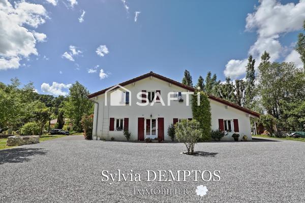 Maison Basco-bearnaise - 200m2 - 6 pièces - Salies de Bearn
