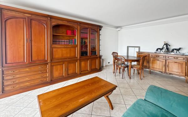 Appartement à vendre    4 pièces • 81 m2 Guilherand-Granges