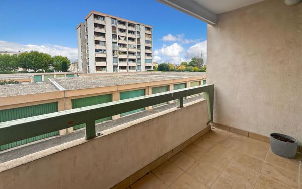 Appartement à vendre    4 pièces • 81 m2 Guilherand-Granges