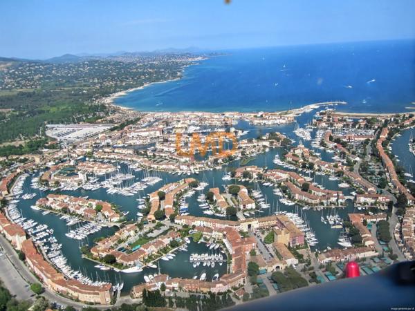 Port Grimaud 2 - Maison 225m2 - 12 Pièces - 3 Postes d'amarrage