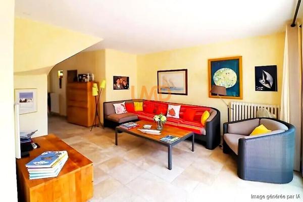Port Grimaud 2 - Maison 225m2 - 12 Pièces - 3 Postes d'amarrage