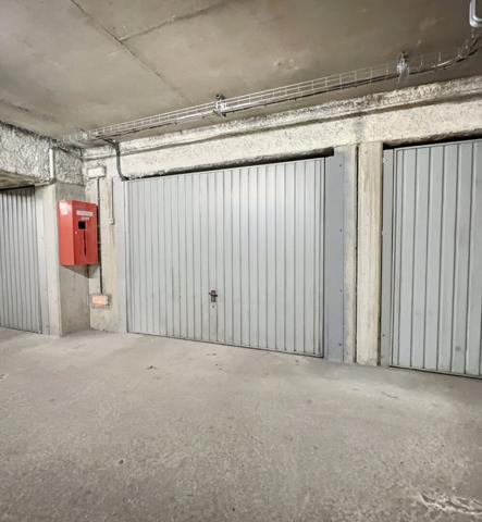 Parking / box Lyon 16 m2