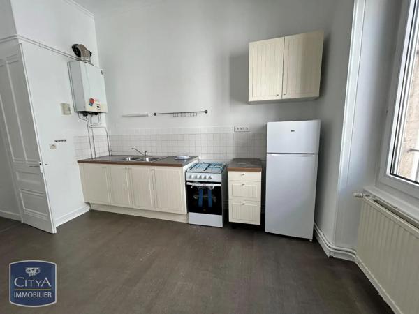 Appartement à louer 2 pièces 59.15m² Saint-Étienne (42000)