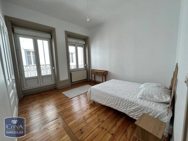 Appartement à louer 2 pièces 59.15m² Saint-Étienne (42000)