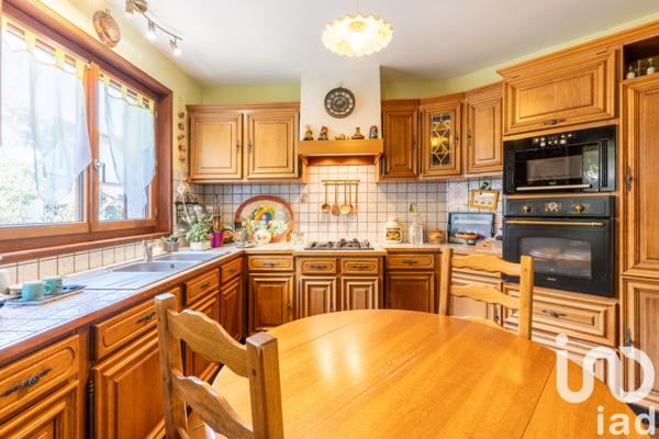 Maison à vendre 4 pièces 98 m² Saint-Genest-Lerpt