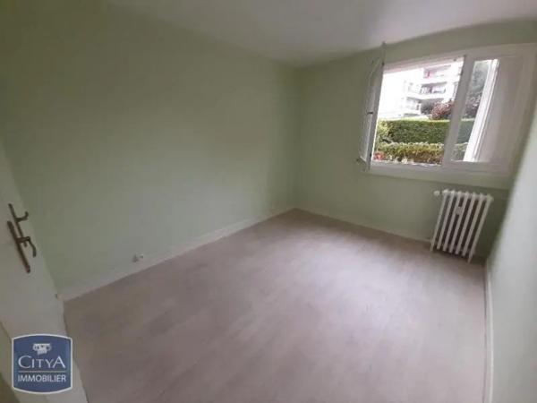 Appartement à louer 3 pièces 56.57m²