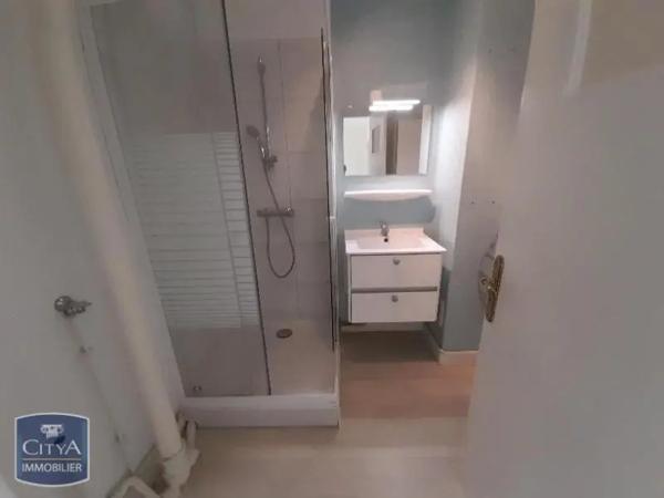 Appartement à louer 3 pièces 56.57m²