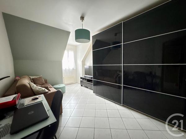 Appartement F5 à vendre  5 pièces - 97,29 m2 CONFLANS STE HONORINE - 78