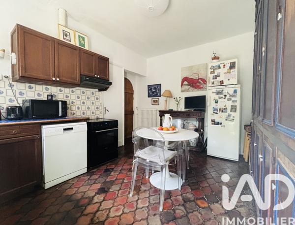 Maison à vendre 9 pièces 201 m² Artigues-près-Bordeaux