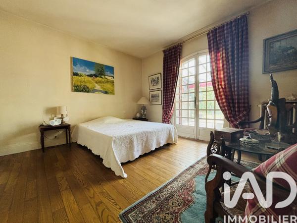 Maison à vendre 9 pièces 201 m² Artigues-près-Bordeaux