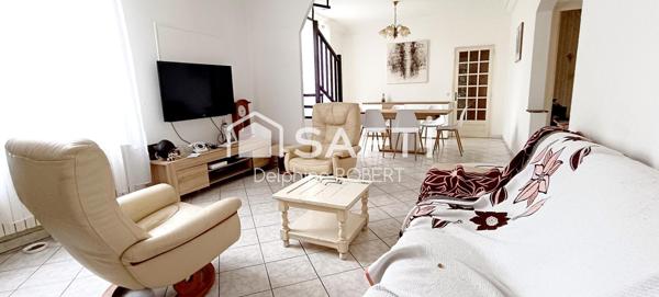 Maison proche des commodités 3 chambres et 1 bureau