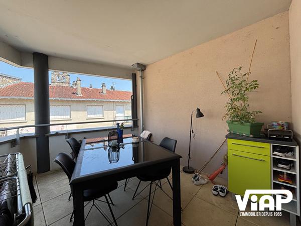 AGREABLE ET SPACIEUX T2 DE 56 m² AVEC GARAGE - ISLE , Isle AGREABLE ET SPACIEUX T2 DE 56 m² AVEC GARAGE - ISLE , Isle