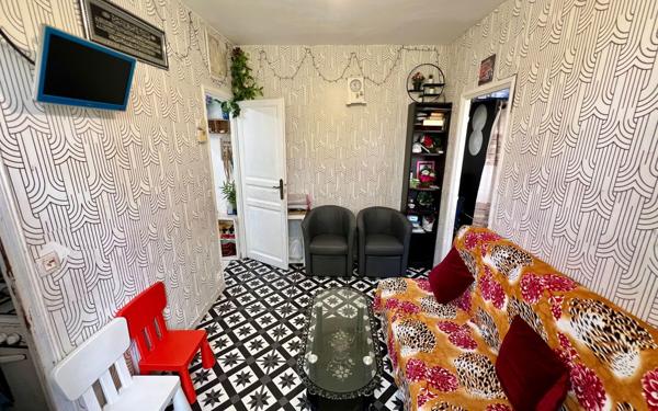 Appartement à vendre    2 pièces • 28 m2 Le Bourget