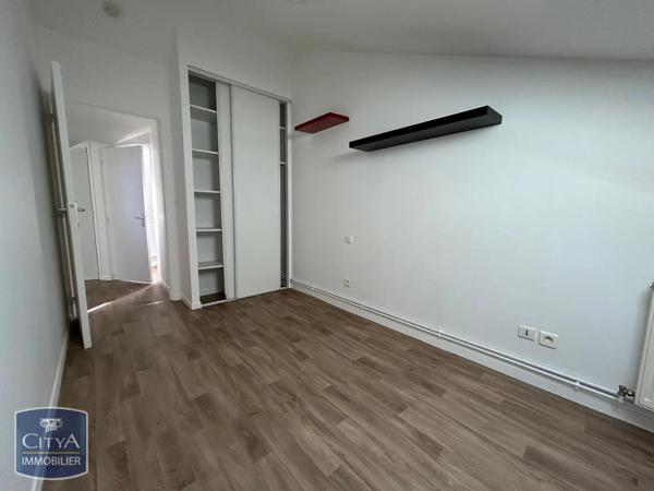 Appartement à louer 2 pièces 40.65m² Riom (63200)