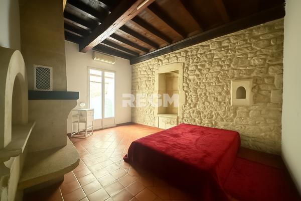 Tarascon (13150) Maison de ville 6 pièces avec garage