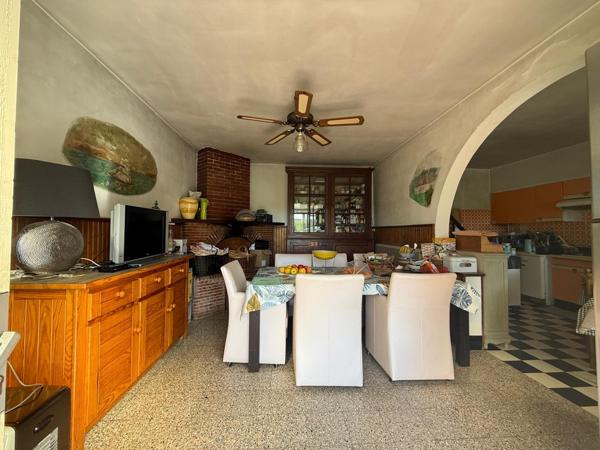 Maison 14 pièces - 380 m²