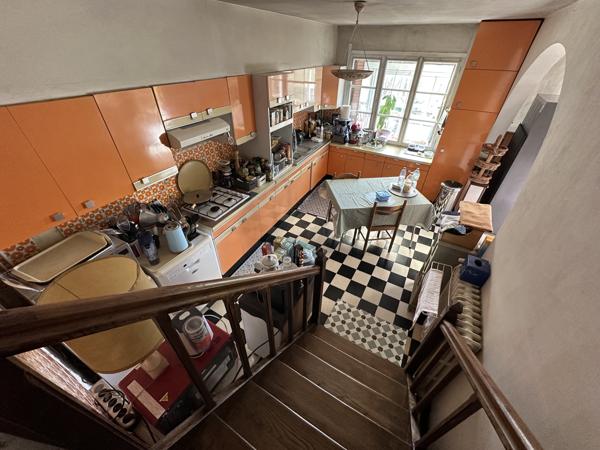 Maison 14 pièces - 380 m²