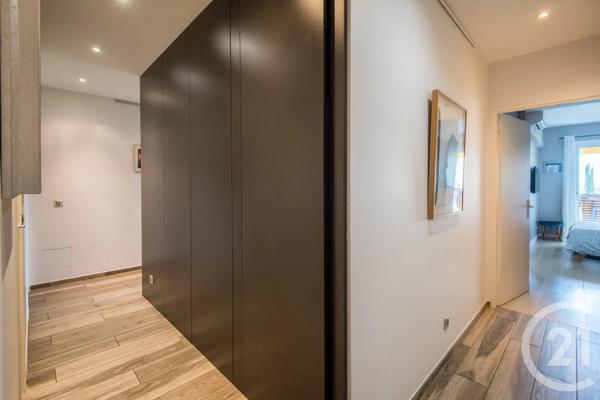 Appartement F5 à vendre  5 pièces - 111,38 m 2   NICE  - 06
