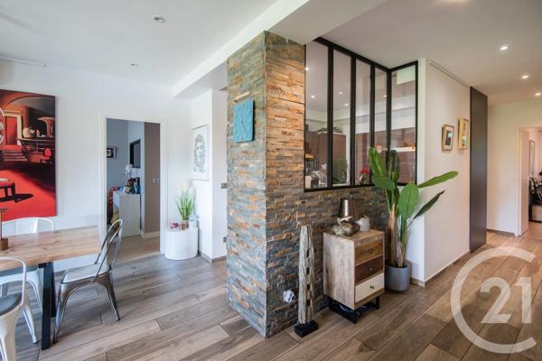 Appartement F5 à vendre  5 pièces - 111,38 m 2   NICE  - 06